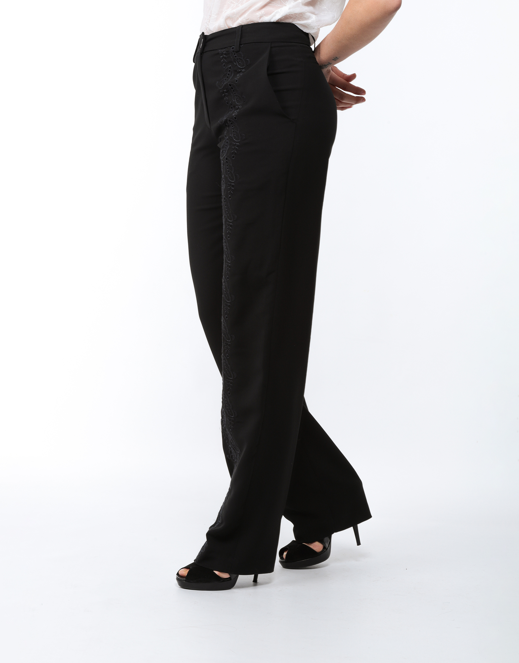 Straight trousers in black embroidered crepe